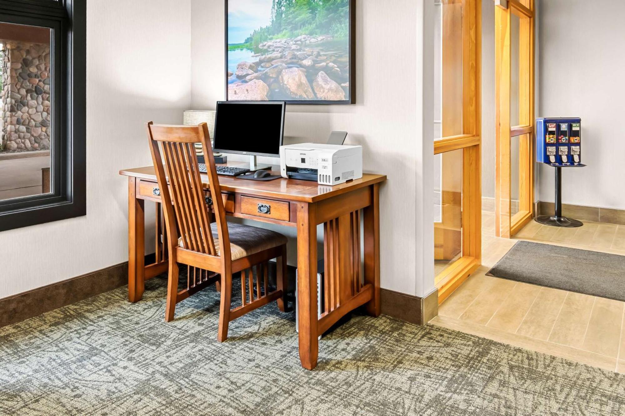 Heartland Inn & Suites, Surestay Collection By Best Western Park Rapids Eksteriør billede