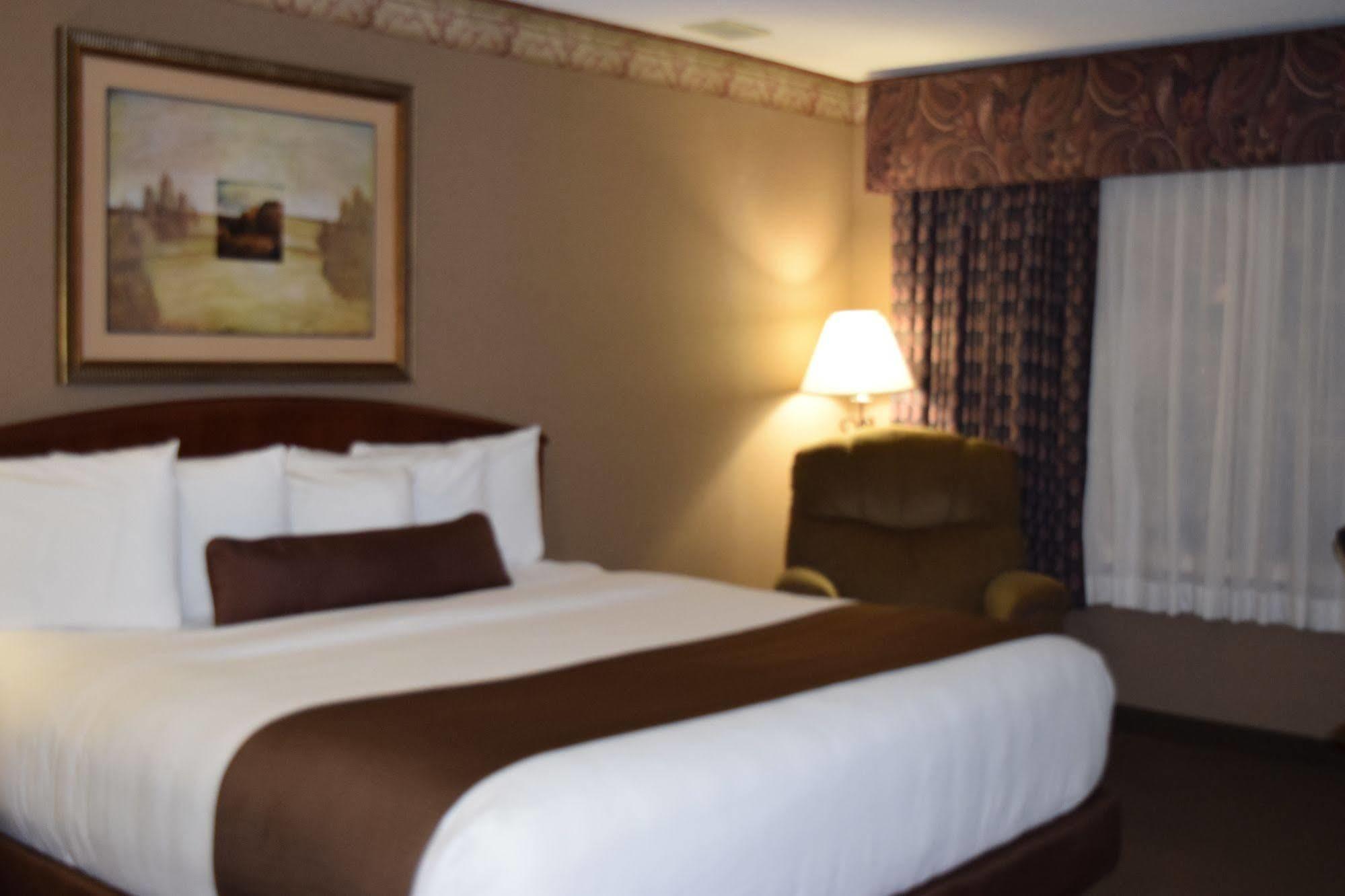 Heartland Inn & Suites, Surestay Collection By Best Western Park Rapids Eksteriør billede